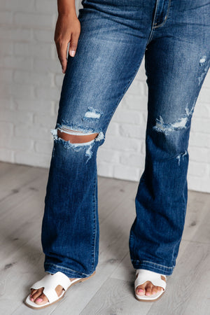 Mila Mid Rise Distressed Bootcut Jeans (Judy Blue)