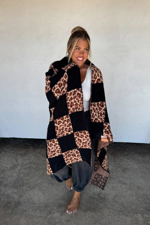 CHECKER CHEETAH CLOUD BLANKET