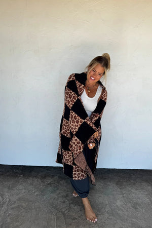 CHECKER CHEETAH CLOUD BLANKET
