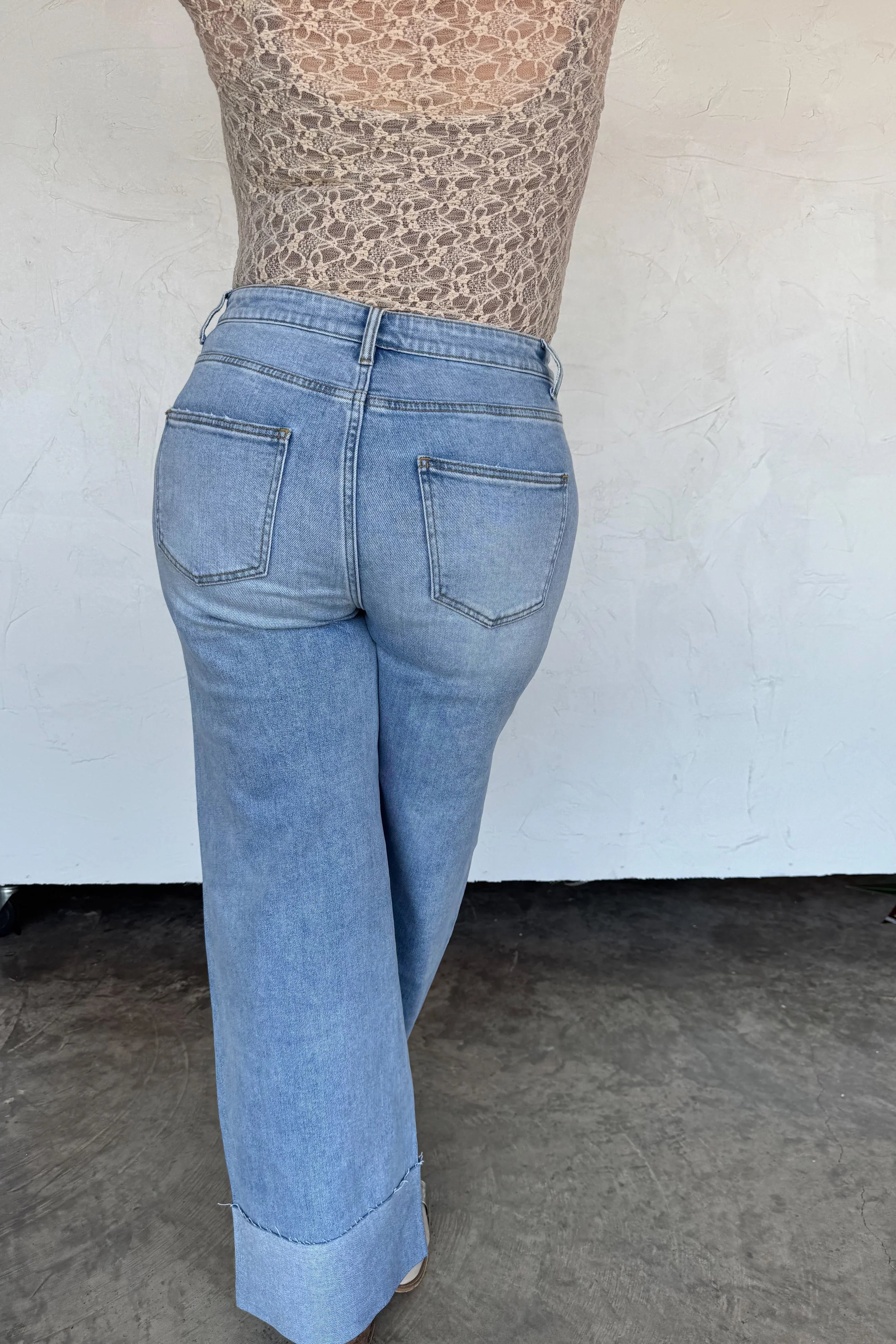 The Leni Wide Cuff Jean