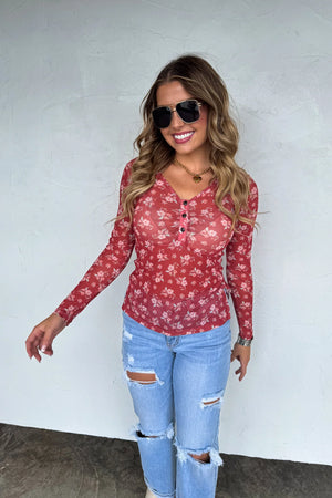 Annie Vneck Mesh Top