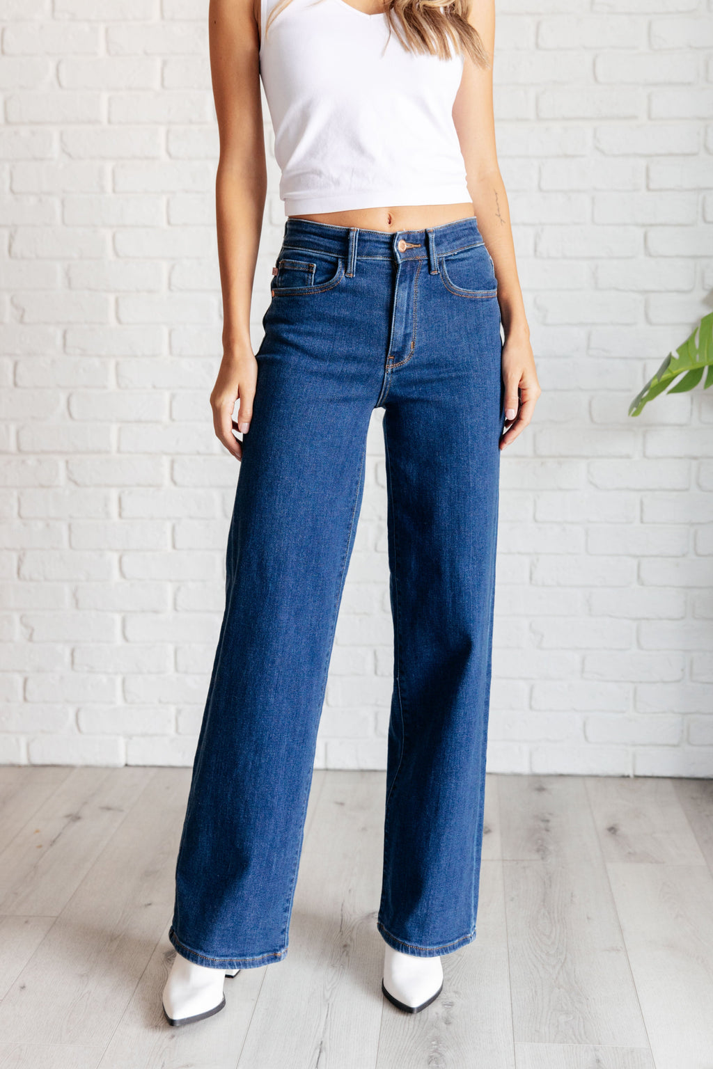 Hazel High Rise Vintage Wide Leg Jeans (Judy Blue)