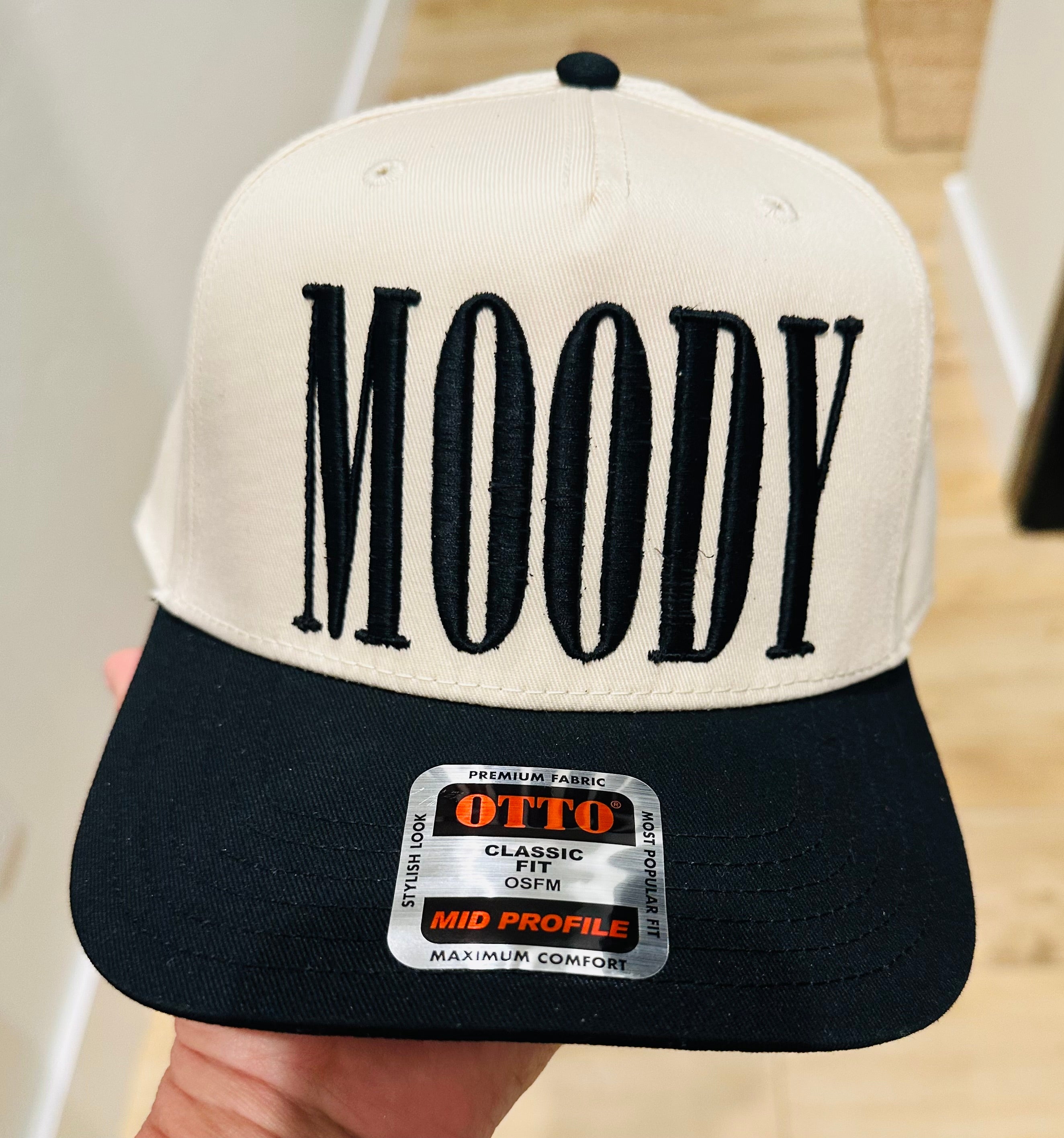 MOODY PUFF EMBROIDERY TRUCKER HAT