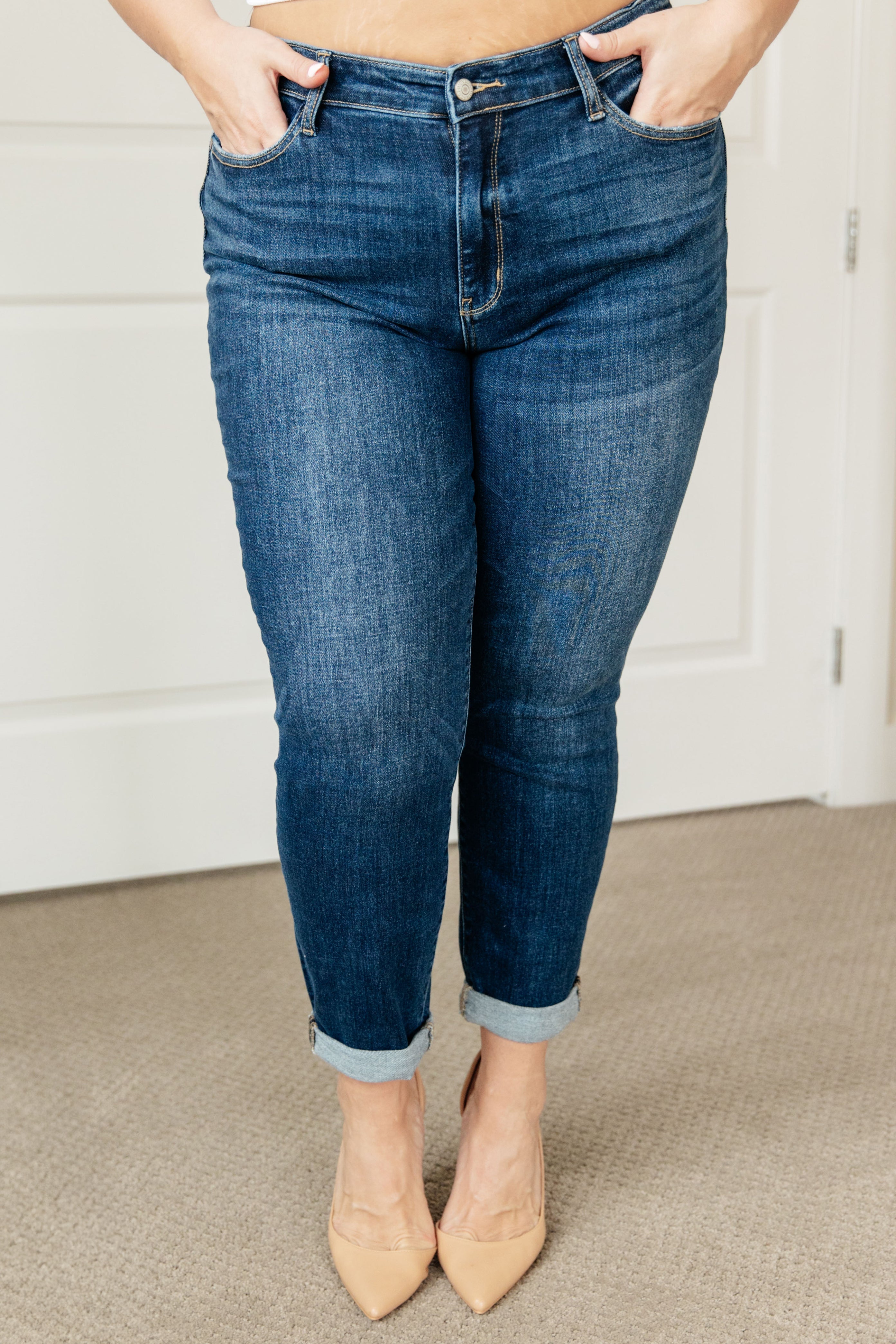 London Midrise Cuffed Boyfriend Jeans (Judy Blue)