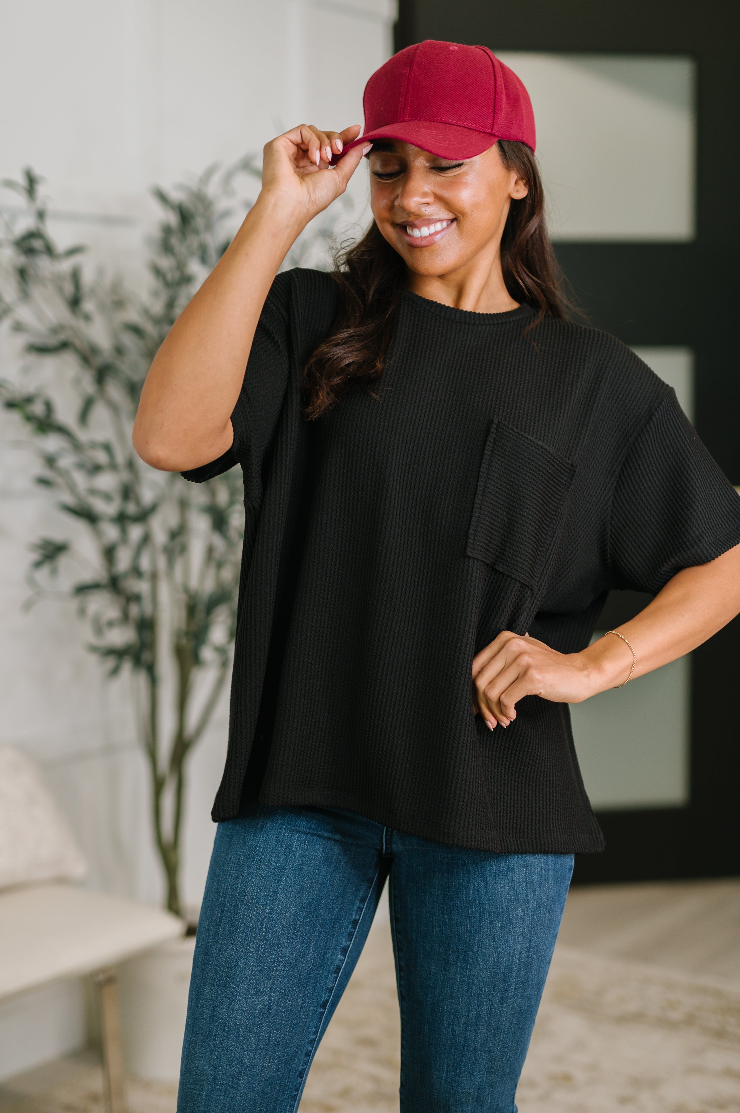 Not That complicated Textured Boxy Tee in Black – Texas Dazzling