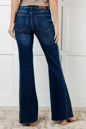 Shannon Mid Rise Rhinestone Detail Flare Jeans (JUDY BLUE)