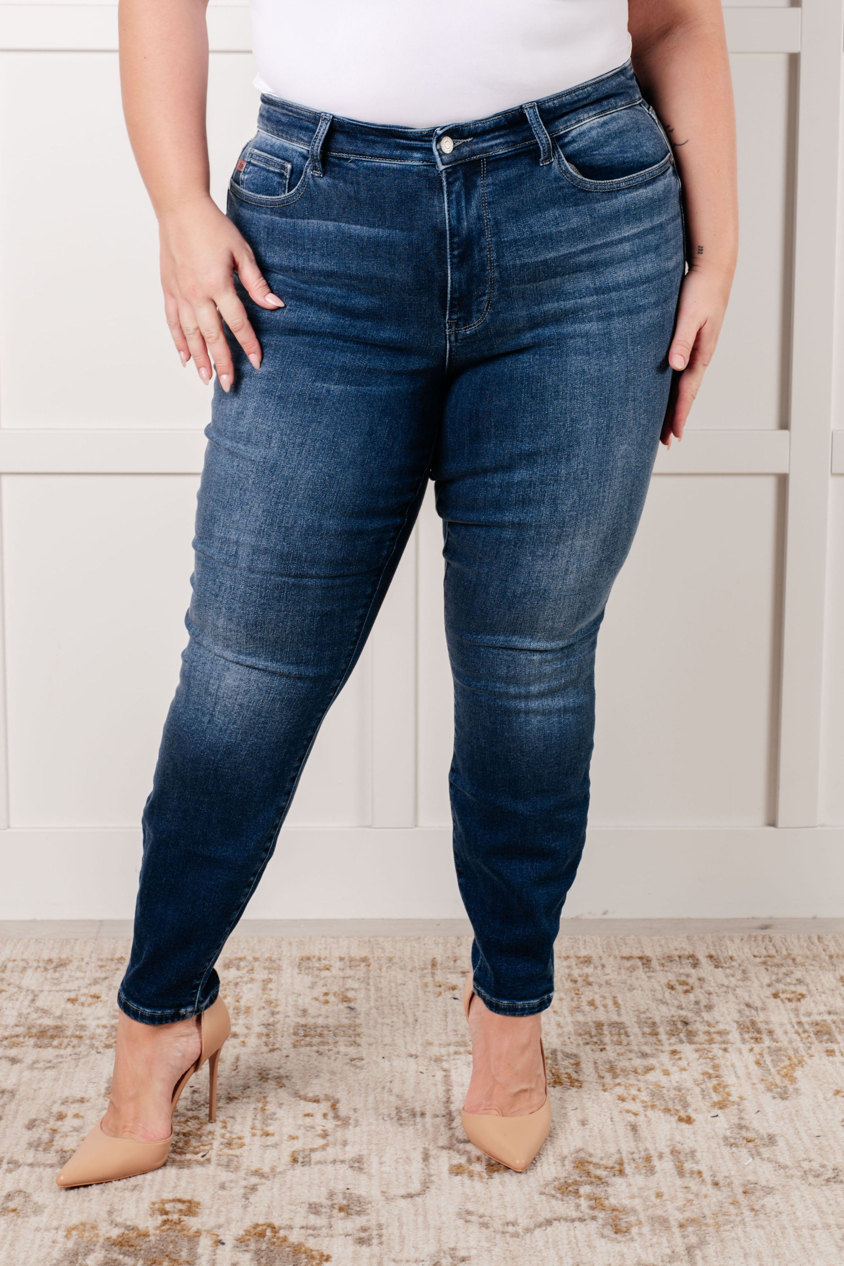 Skylar Mid Rise Thermal Vintage Skinny Jean (Judy Blue)