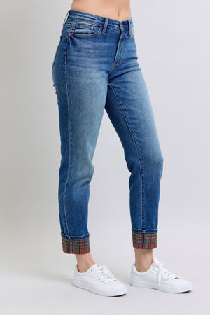 Plaid Print Cuff Straight Leg Jeans with Pockets (JUDY BLUE)