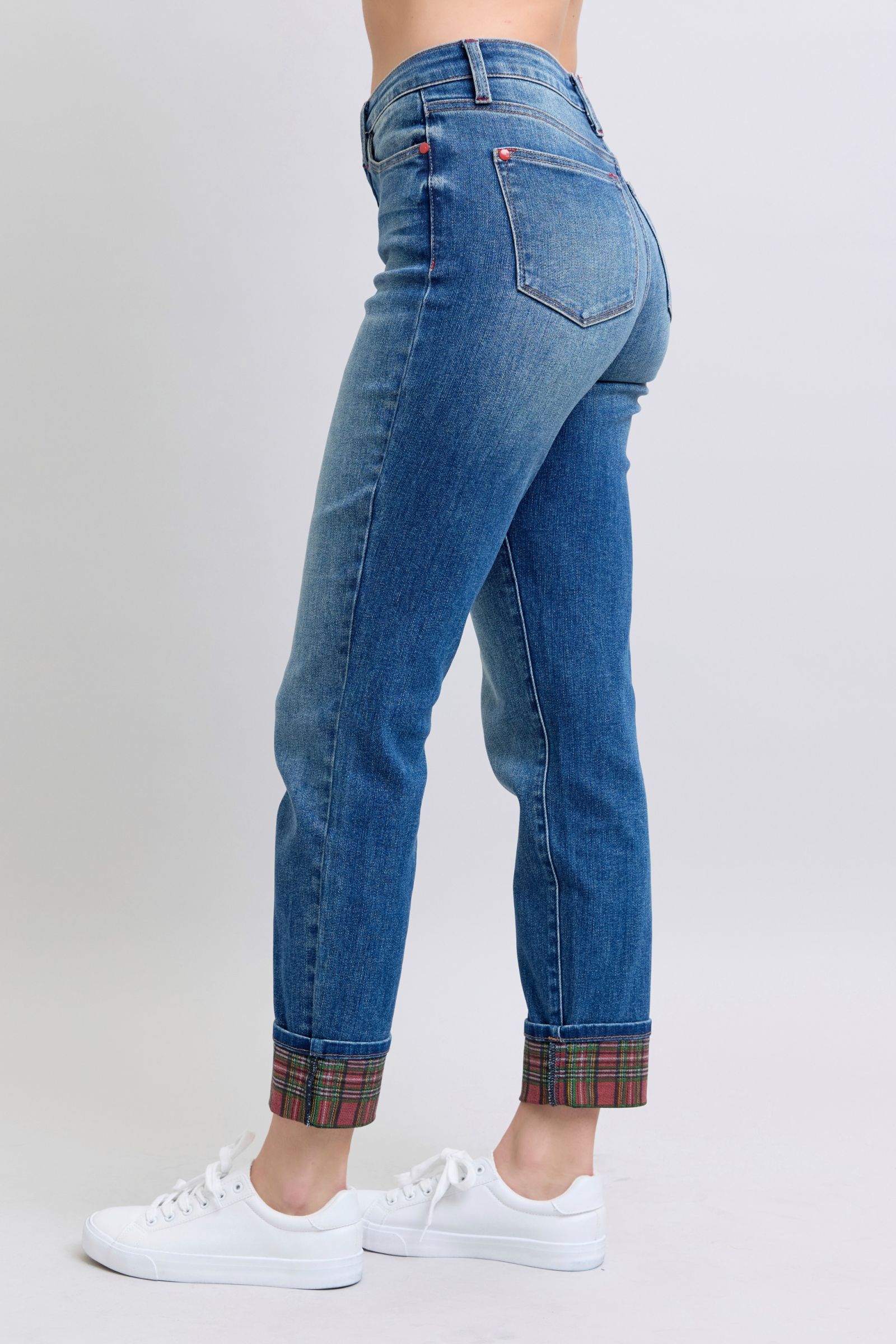 Plaid Print Cuff Straight Leg Jeans with Pockets (JUDY BLUE)