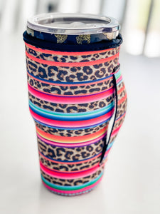Tumbler Sleeve With Handle "Serape Animal"