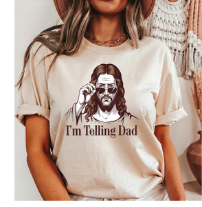I'm Tellin' Dad Graphic Tee