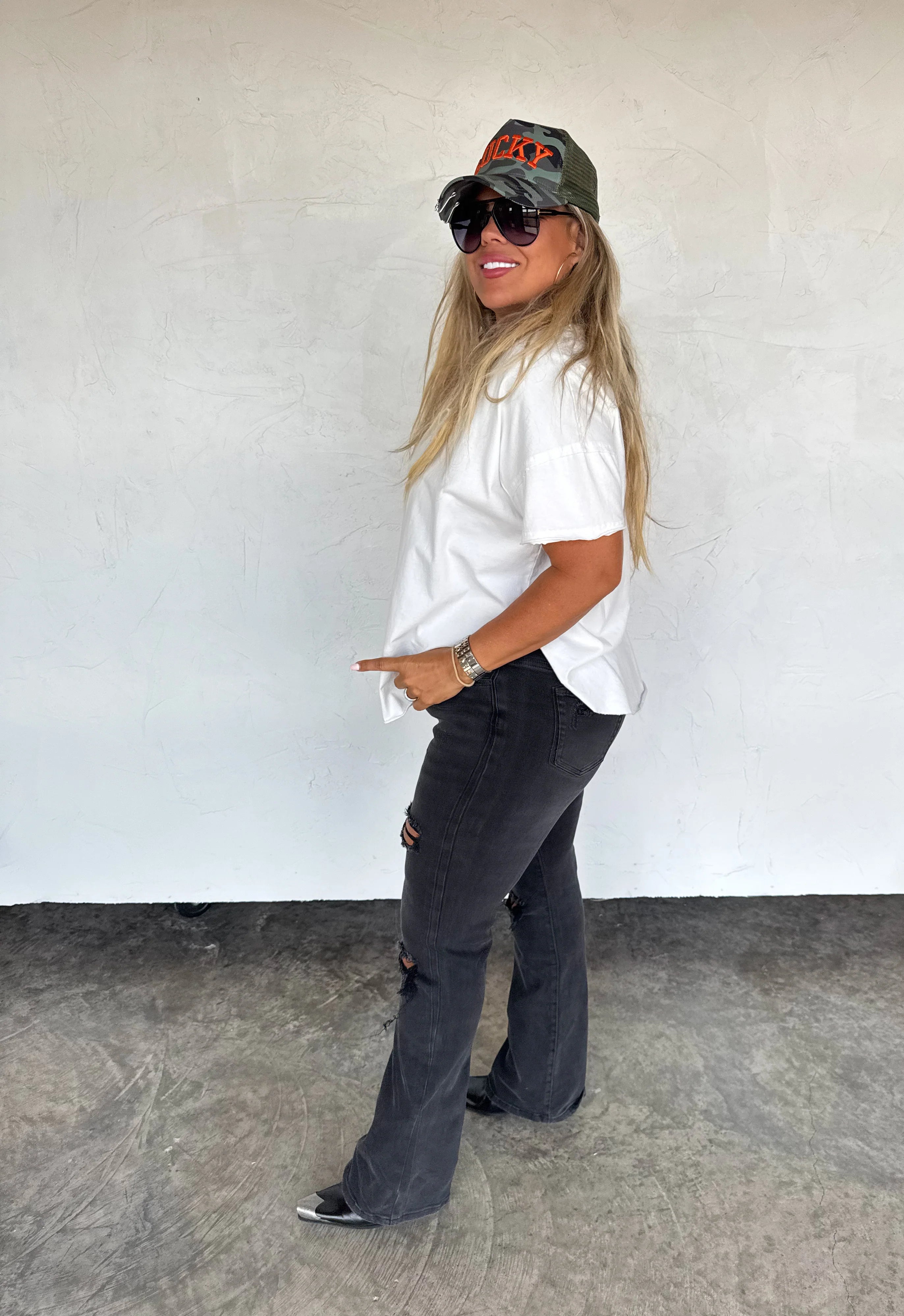 NEW COLORS- ASHLAND STRAIGHT LEG DISTRESSED JEANS
