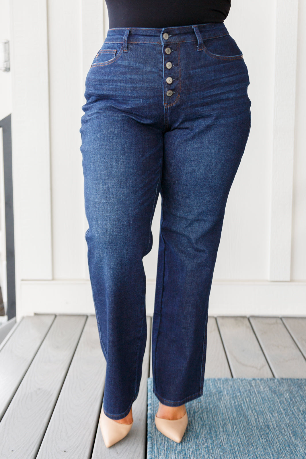 Arlo High Rise Button-Fly Straight Jeans (Judy Blue)