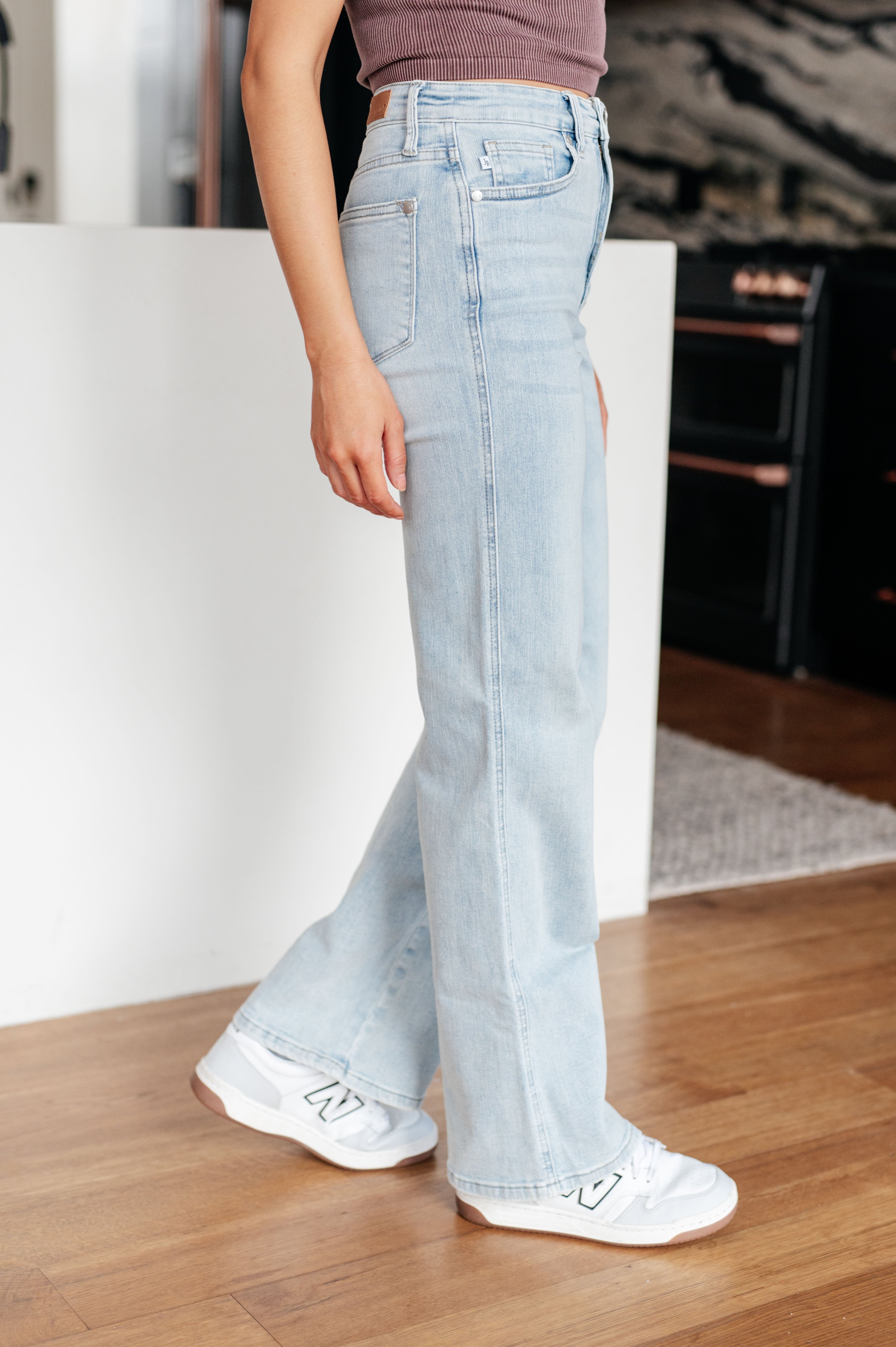 Brooke High Rise Control Top Vintage Wash Straight Jeans (Judy Blue)