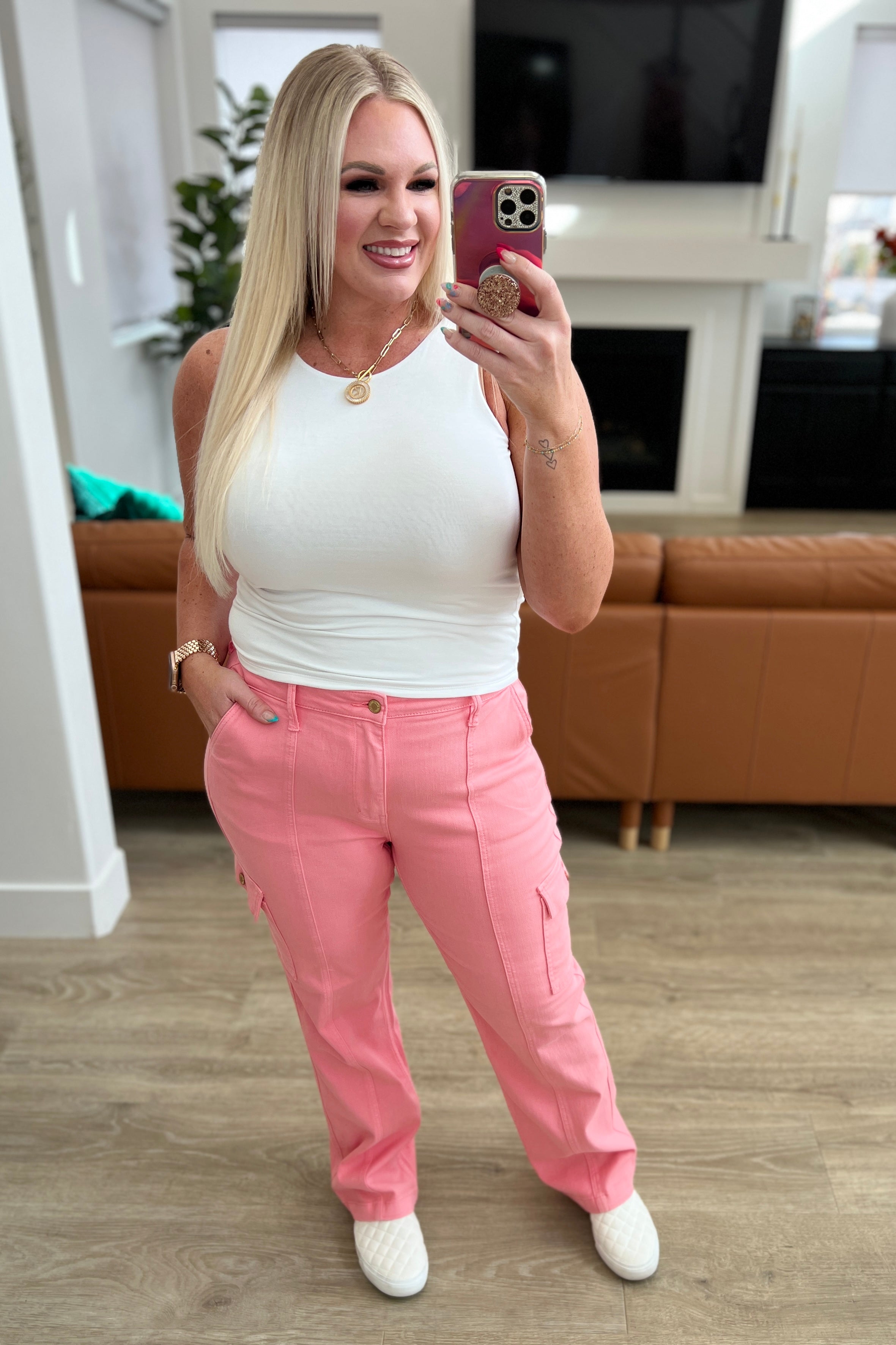 Peggy High Rise Cargo Straight Jeans in Pink (Judy Blue)