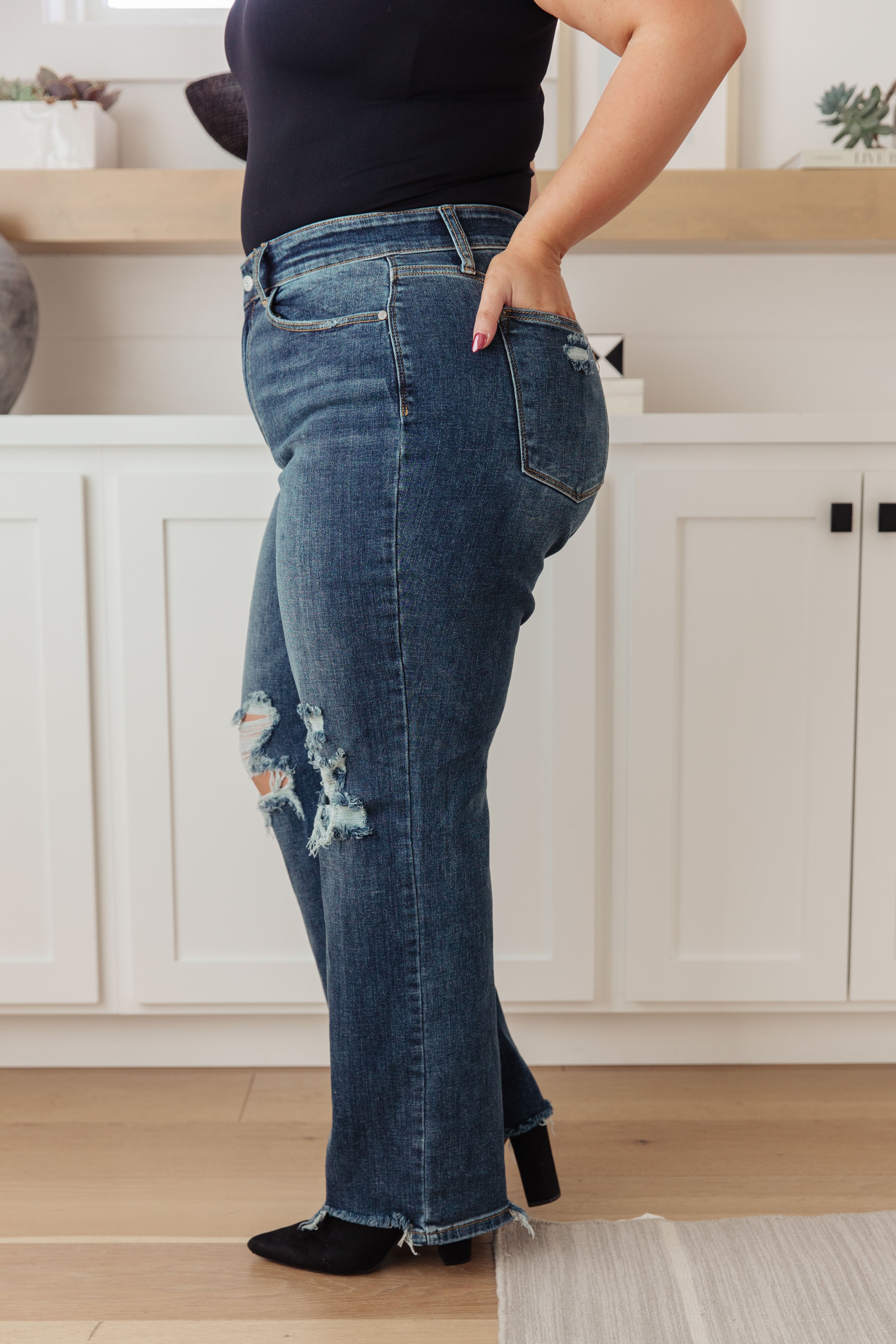 Rose High Rise 90's Straight Jeans in Dark Wash (Judy Blue)
